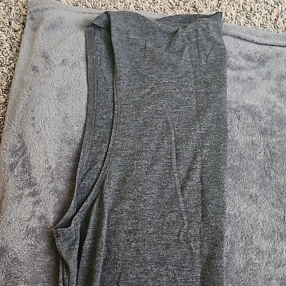 Tanktop - Picture 4 of 5